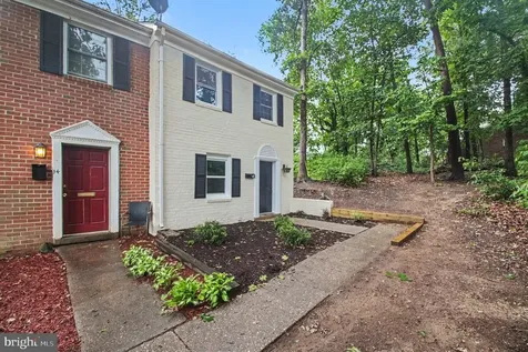 13 Bentley Court Fredericksburg VA 22408