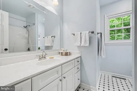 313 Laurel Avenue Fredericksburg VA 22408