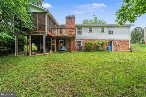 313 Laurel Avenue Fredericksburg VA 22408