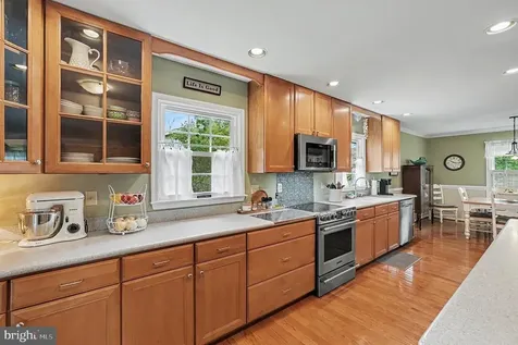 313 Laurel Avenue Fredericksburg VA 22408