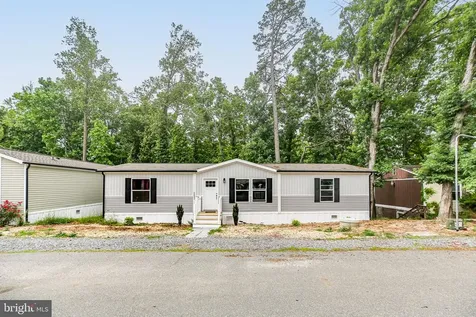 4432 Hotchkiss Street Fredericksburg VA 22408