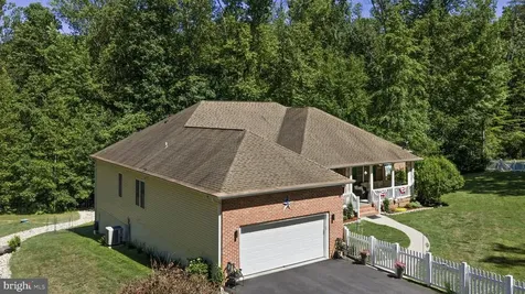 2395 Pinecrest Lane Fredericksburg VA 22408