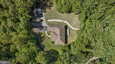 2395 Pinecrest Lane Fredericksburg VA 22408