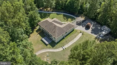 2395 Pinecrest Lane Fredericksburg VA 22408