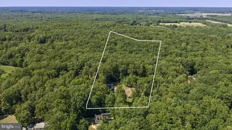 2395 Pinecrest Lane Fredericksburg VA 22408