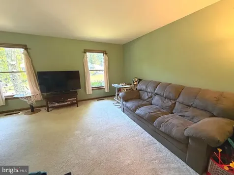 609 Stonewall Lane Fredericksburg VA 22407