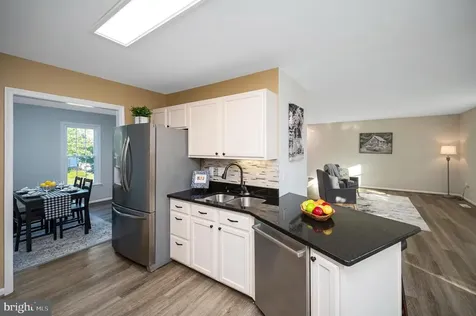 9804 Elm Street Fredericksburg VA 22407