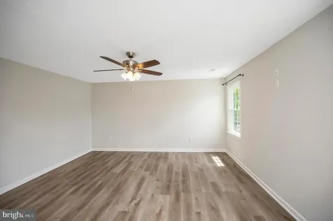 9804 Elm Street Fredericksburg VA 22407