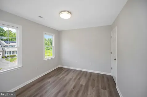 9804 Elm Street Fredericksburg VA 22407