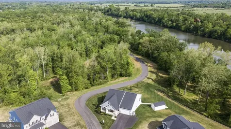 1821 Legacy Lane Fredericksburg VA 22408