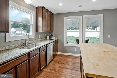 408 Brooks Drive S Fredericksburg VA 22408
