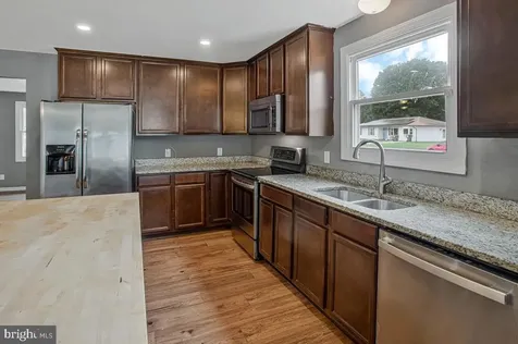 408 Brooks Drive S Fredericksburg VA 22408