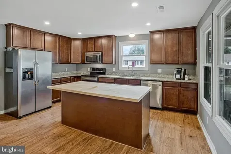 408 Brooks Drive S Fredericksburg VA 22408