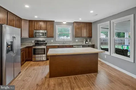 408 Brooks Drive S Fredericksburg VA 22408