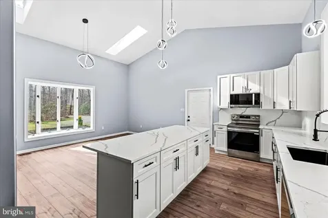 7621 River Road Fredericksburg VA 22407