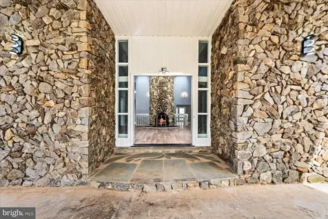 7621 River Road Fredericksburg VA 22407