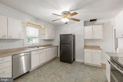 117 Hill Street Fredericksburg VA 22408