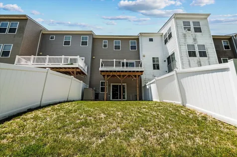 1506 Hudgins Farm Circle Fredericksburg VA 22408