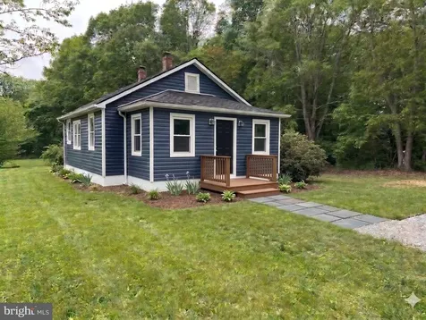 3824 Lee Hill School Drive Fredericksburg VA 22408