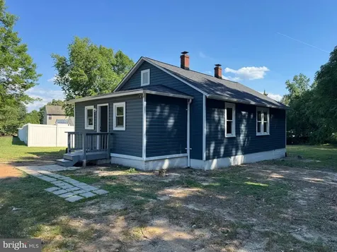 3824 Lee Hill School Drive Fredericksburg VA 22408