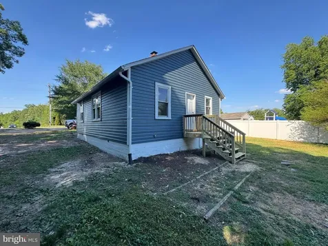 3824 Lee Hill School Drive Fredericksburg VA 22408
