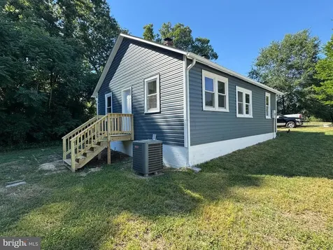 3824 Lee Hill School Drive Fredericksburg VA 22408