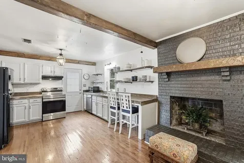 528 Pleasants Drive Fredericksburg VA 22407