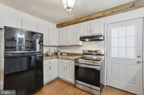 528 Pleasants Drive Fredericksburg VA 22407