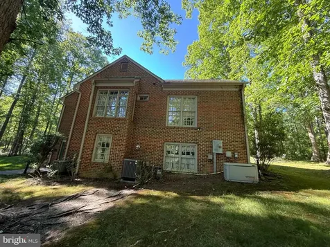 13517 5th Corps Lane Fredericksburg VA 22407