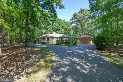 8401 Grey Ghost Lane Fredericksburg VA 22408
