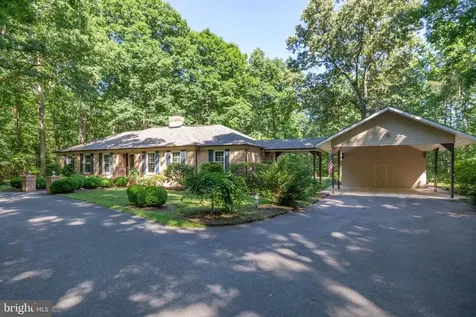 8401 Grey Ghost Lane Fredericksburg VA 22408