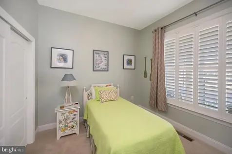 7910 Burbank Avenue Fredericksburg VA 22407