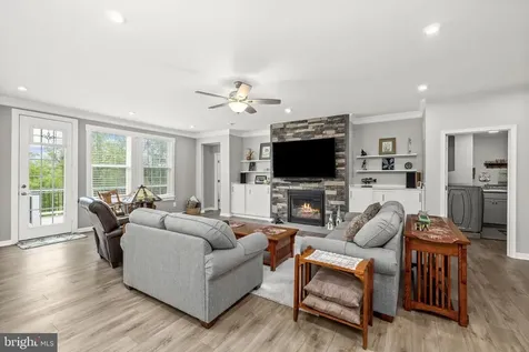 1821 Legacy Lane Fredericksburg VA 22408