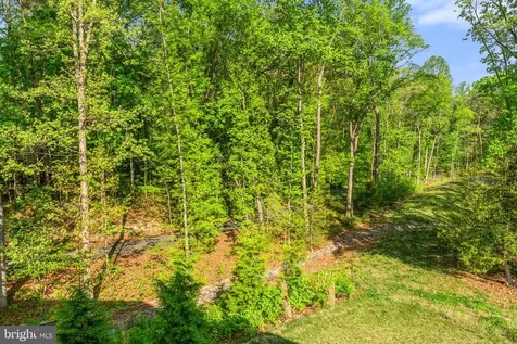 4220 Command Field Court Fredericksburg VA 22408