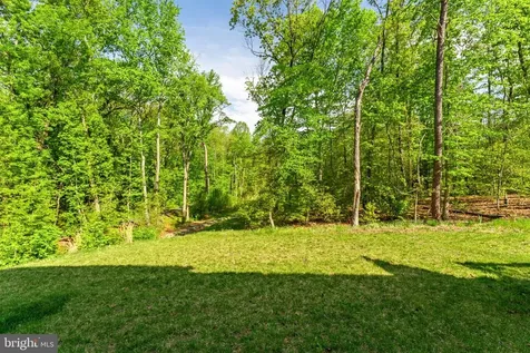 4220 Command Field Court Fredericksburg VA 22408