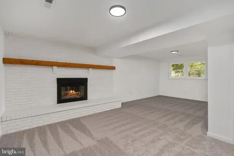10704 Ann Davis Drive Fredericksburg VA 22408