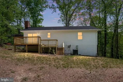 10704 Ann Davis Drive Fredericksburg VA 22408