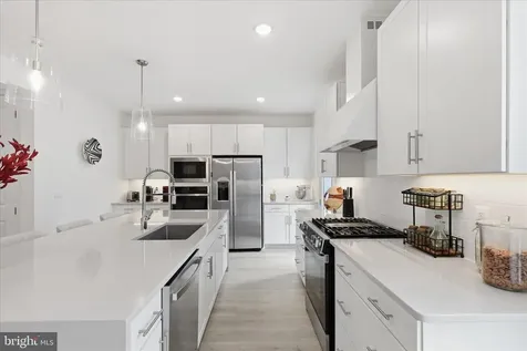 9507 Maidenhair Avenue Fredericksburg VA 22407