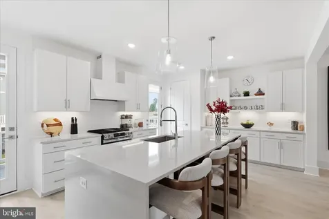 9507 Maidenhair Avenue Fredericksburg VA 22407