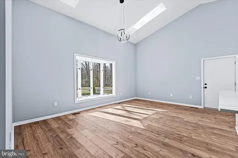 7621 River Road Fredericksburg VA 22407