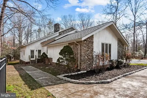 7621 River Road Fredericksburg VA 22407
