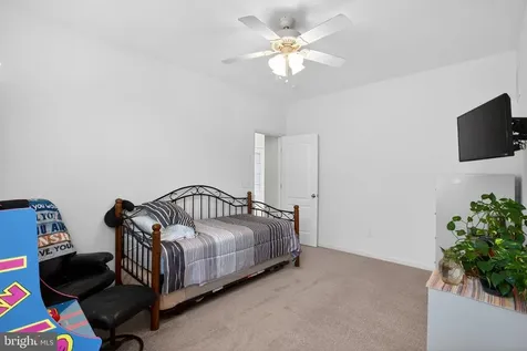 1709 Hudgins Farm Circle Fredericksburg VA 22408