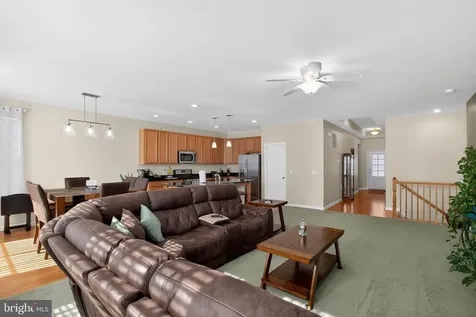 1709 Hudgins Farm Circle Fredericksburg VA 22408