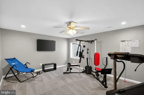 1709 Hudgins Farm Circle Fredericksburg VA 22408