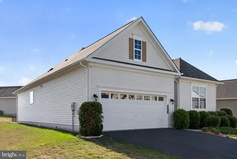 1709 Hudgins Farm Circle Fredericksburg VA 22408