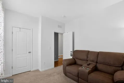 1709 Hudgins Farm Circle Fredericksburg VA 22408