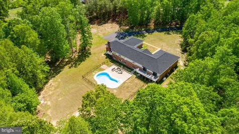 10201 Elys Ford Road Fredericksburg VA 22407