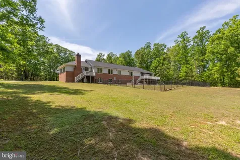10201 Elys Ford Road Fredericksburg VA 22407