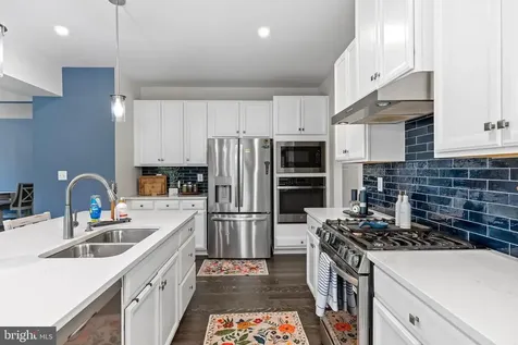 5018 Birch Leaf Circle Fredericksburg VA 22407