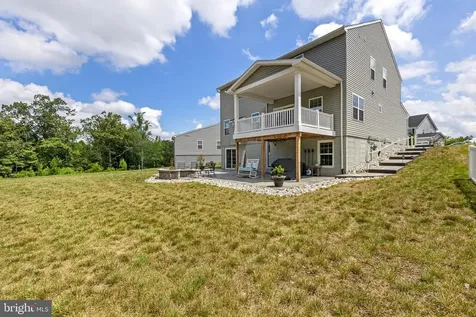 5018 Birch Leaf Circle Fredericksburg VA 22407